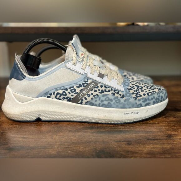 Cole Haan ZeroGrand Winner Tennis Sneaker blue animal print size 9.5 - Picture 1 of 10